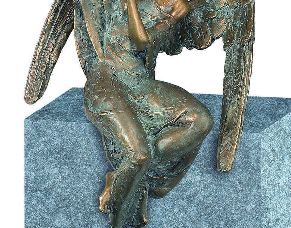 Engel aus Bronze